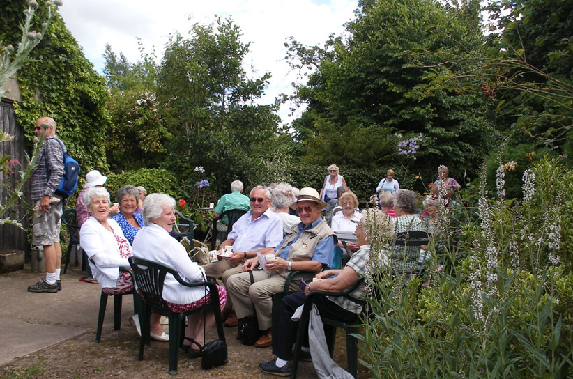 Visitors enjoying tea & cake